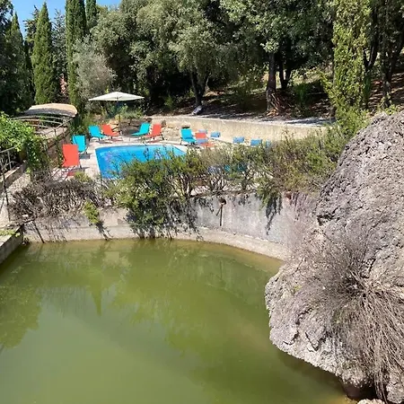 Bed & Breakfast Domaine La Tour: Retreat With Year-round Heated Pool